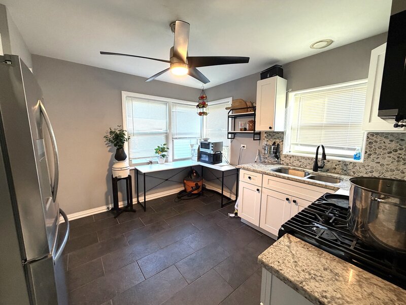 2321 S 24th Avenue Broadview IL 60155