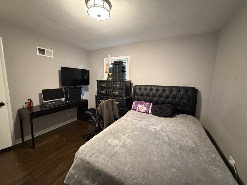 2321 S 24th Avenue Broadview IL 60155