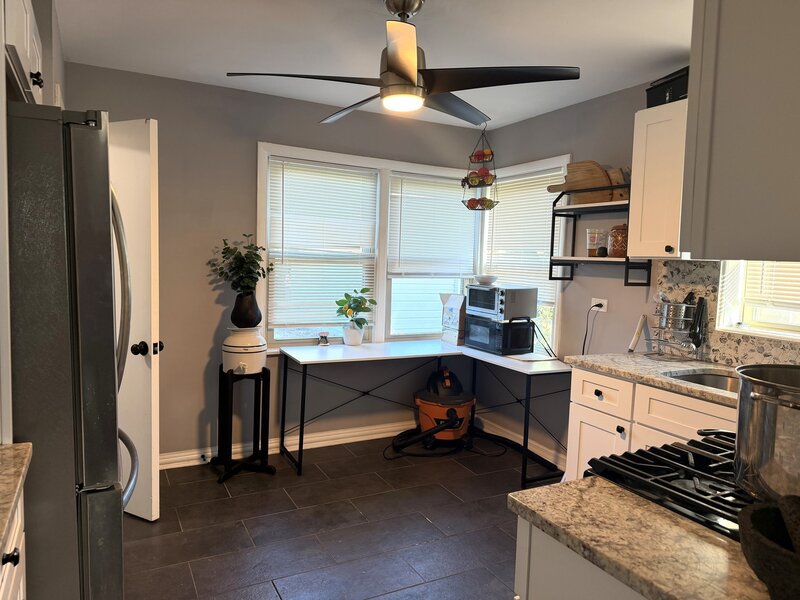 2321 S 24th Avenue Broadview IL 60155