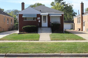 Photo of 230 Bellwood Avenue Bellwood IL 60104