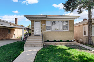 Photo of 9331 S Parnell Avenue Chicago IL 60620