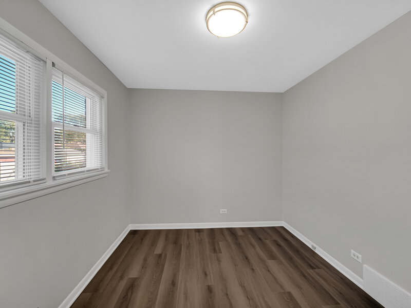 9331 S Parnell Avenue Chicago IL 60620