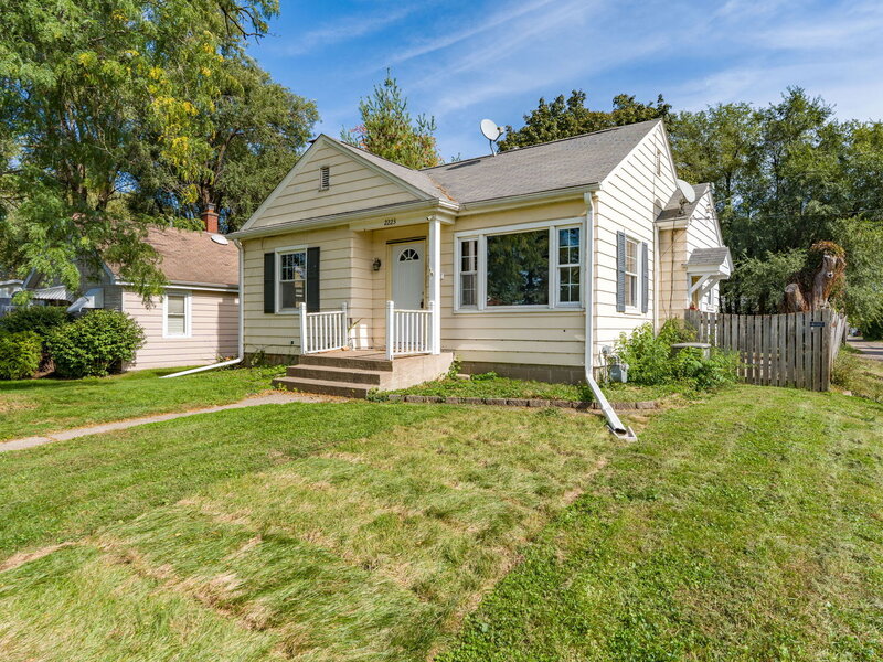 2223 43rd Street Rock Island IL 61201