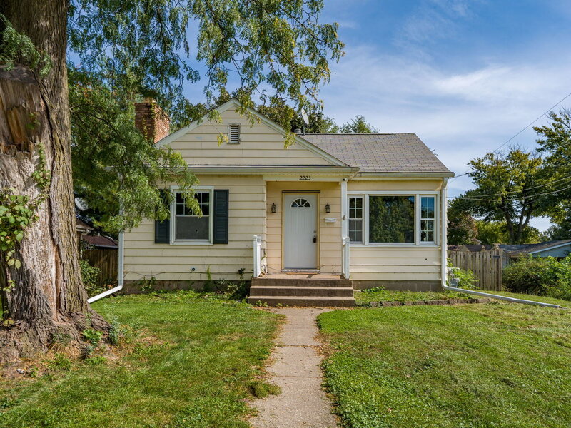 2223 43rd Street Rock Island IL 61201