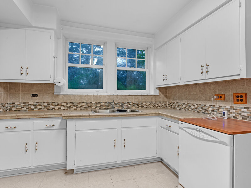 1324 Fredrickson Place Highland Park IL 60035