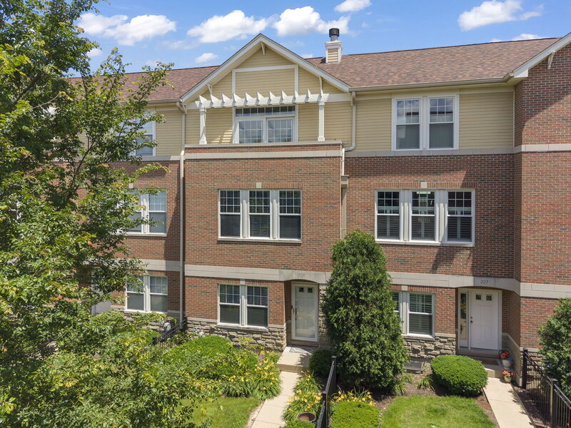 231 N West Street Wheaton IL 60187