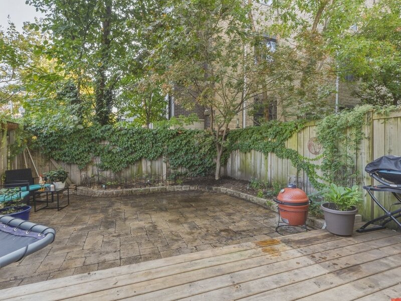 1111 W Cornelia Avenue Chicago IL 60657