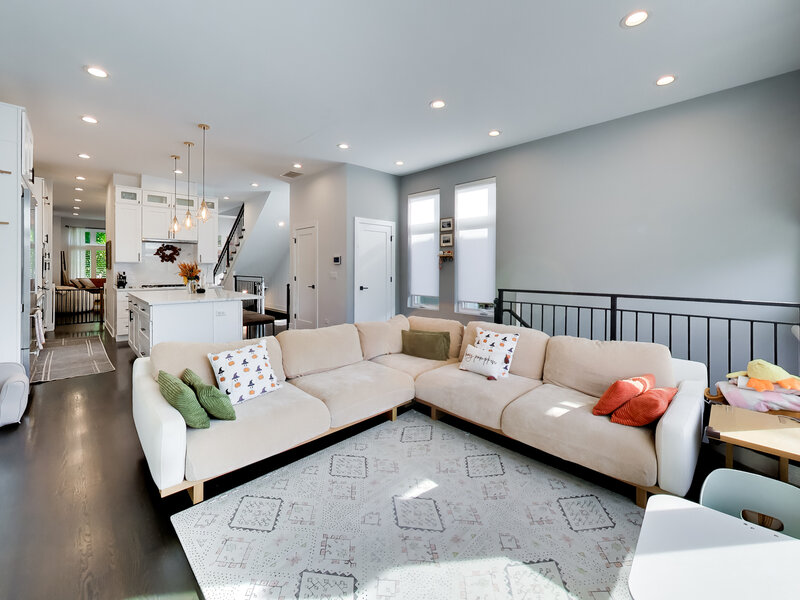 2415 W Huron Street Chicago IL 60612