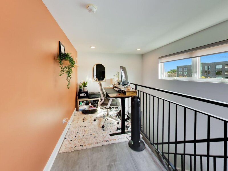 2415 W Huron Street Chicago IL 60612