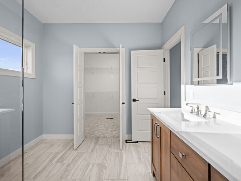 324 Linda Lane Riverdale IA 52722
