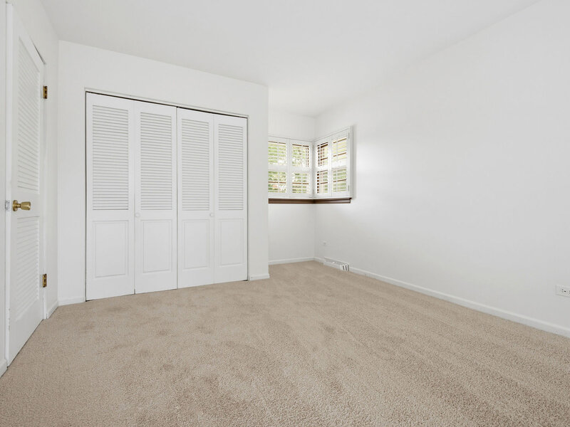 469 Uvedale Road Riverside IL 60546