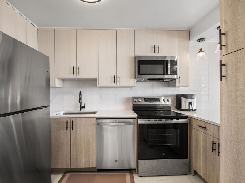 5445 N Sheridan Road Chicago IL 60640