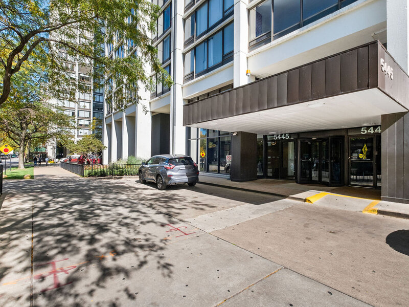 5445 N Sheridan Road Chicago IL 60640