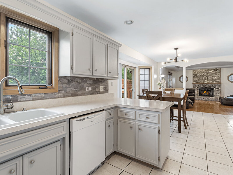 611 Flambeau Court Romeoville IL 60446