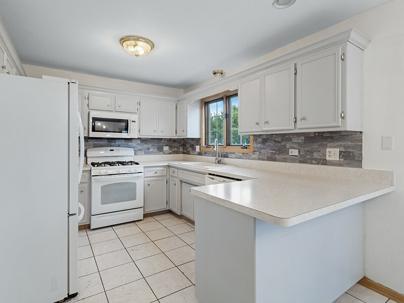 611 Flambeau Court Romeoville IL 60446