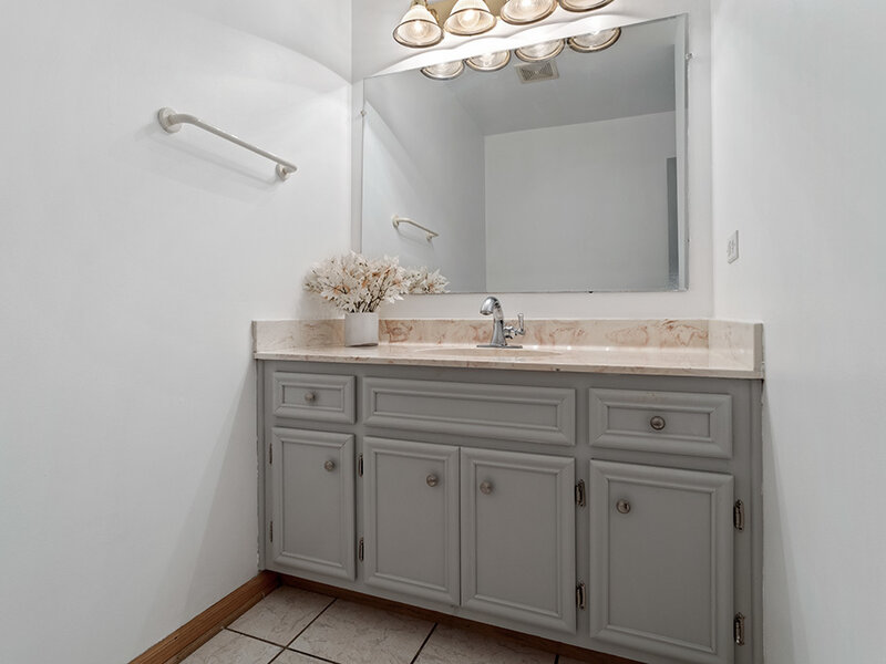 611 Flambeau Court Romeoville IL 60446