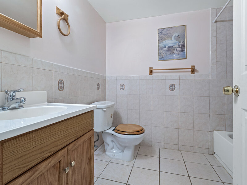 611 Flambeau Court Romeoville IL 60446
