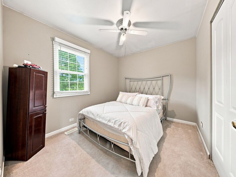 1209 River Oak Drive Naperville IL 60565