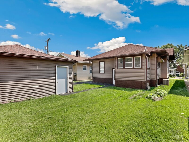 809 Moran Street Joliet IL 60435