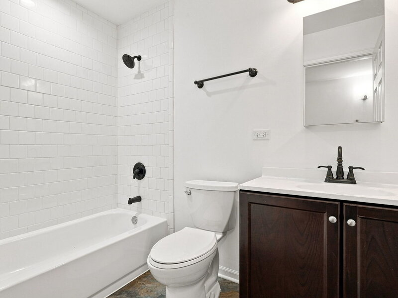 540 Devonshire Lane Crystal Lake IL 60014