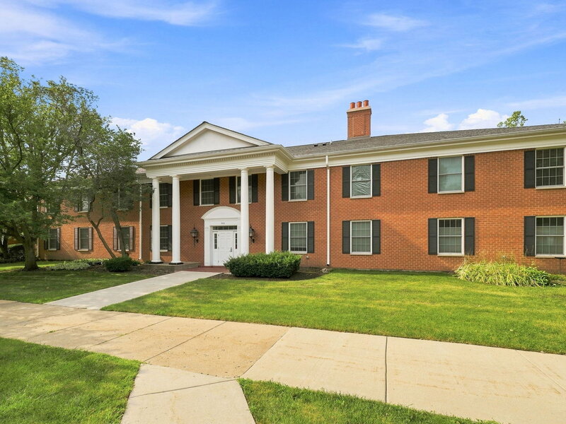 540 Devonshire Lane Crystal Lake IL 60014