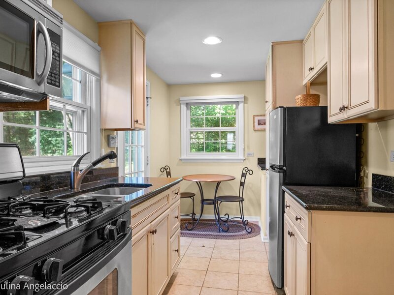 373 W County Line Road Barrington Hills IL 60010