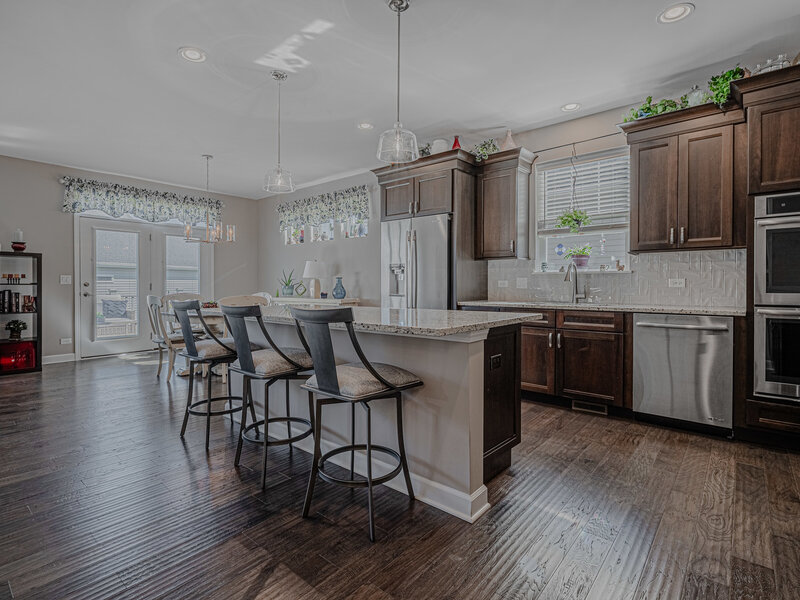 211 N Sunset Lane Addison IL 60101