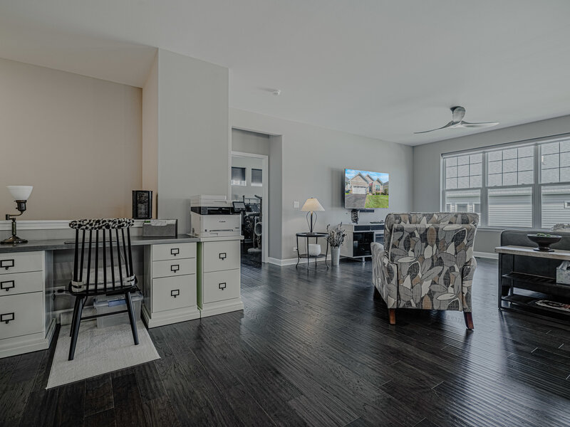 211 N Sunset Lane Addison IL 60101