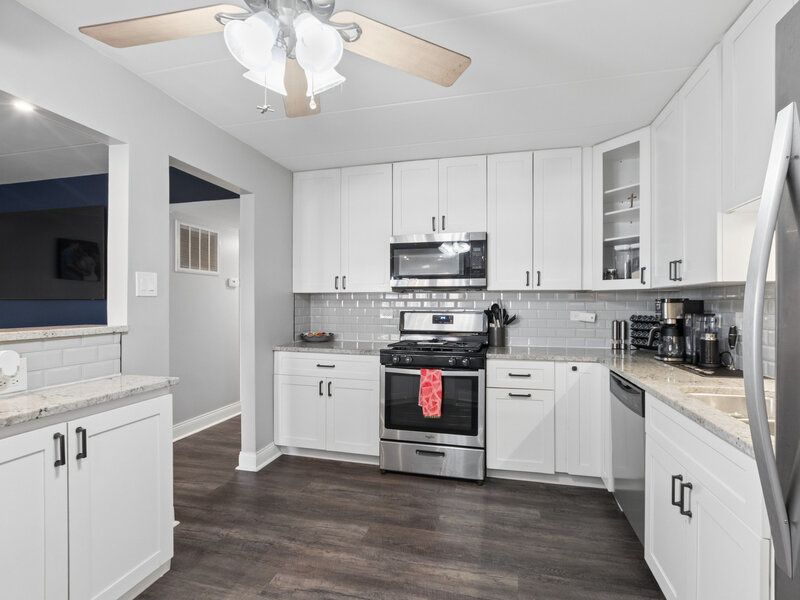 7114 W 108th Street Worth IL 60482