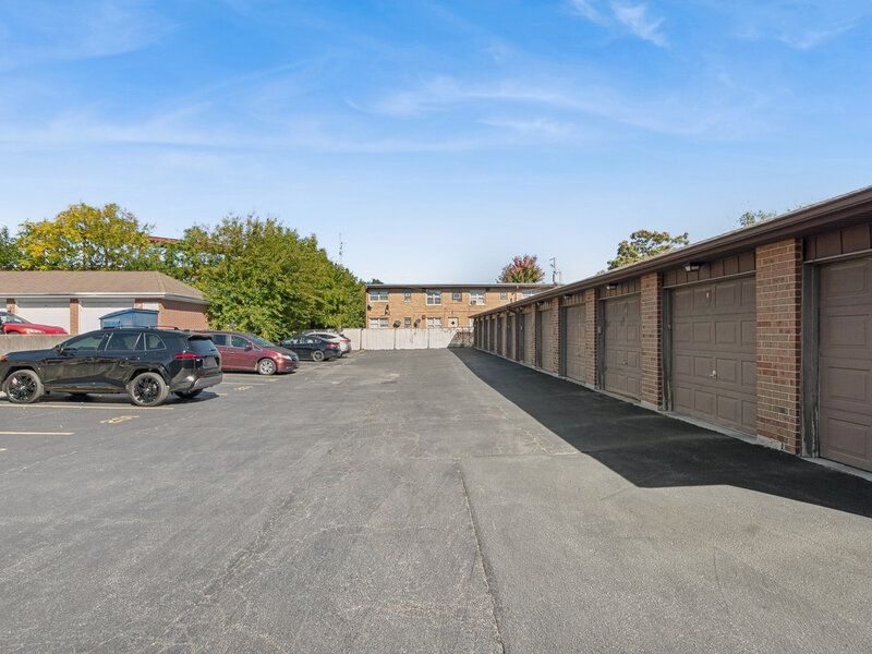 7114 W 108th Street Worth IL 60482