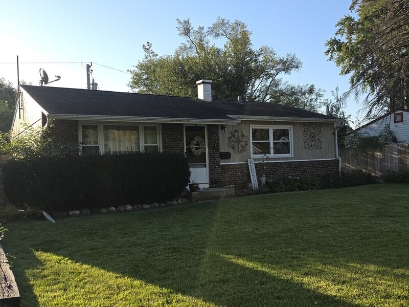 108 Mora Road Carpentersville IL 60110