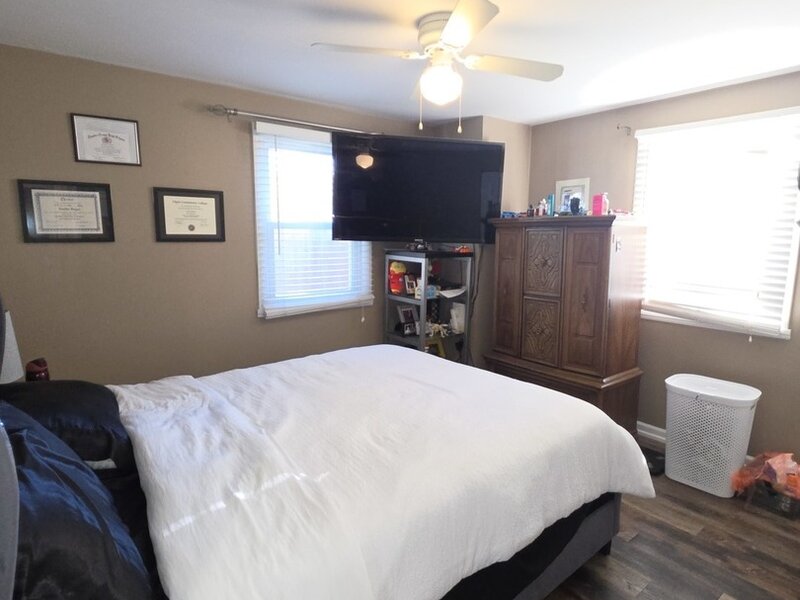 108 Mora Road Carpentersville IL 60110