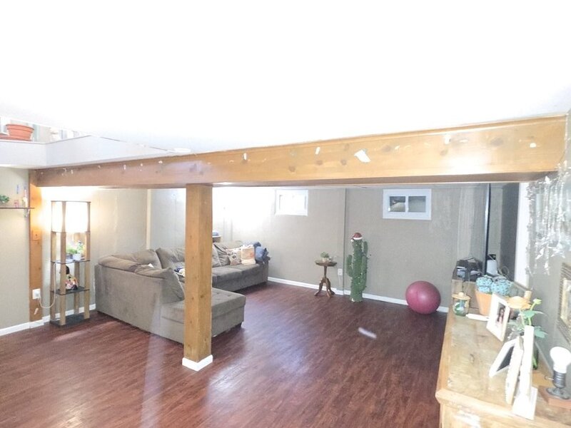 108 Mora Road Carpentersville IL 60110