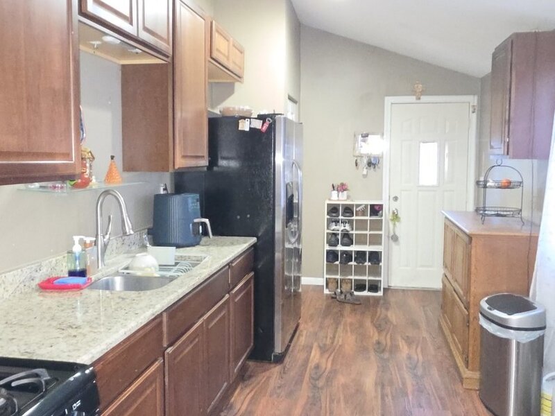 108 Mora Road Carpentersville IL 60110