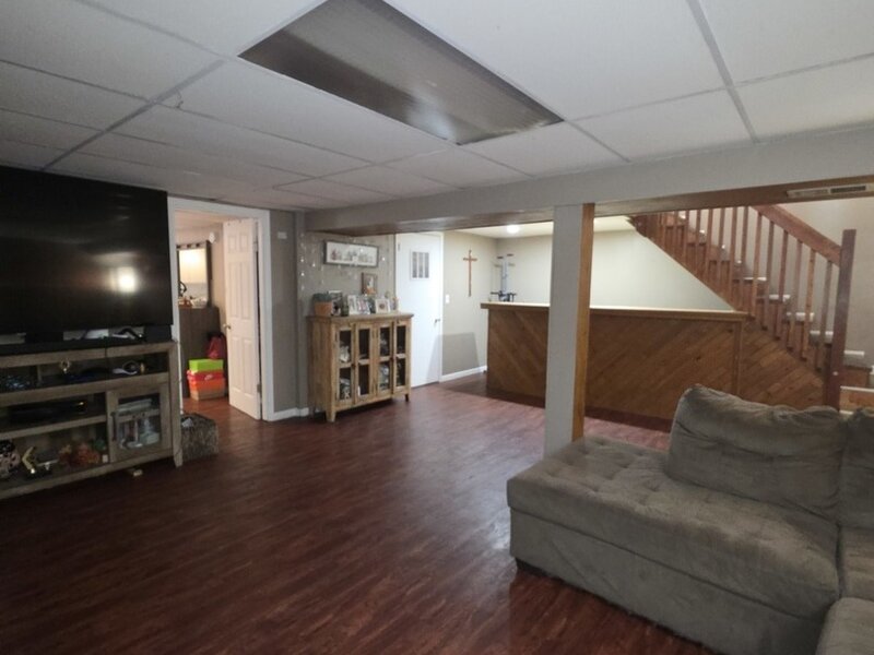 108 Mora Road Carpentersville IL 60110
