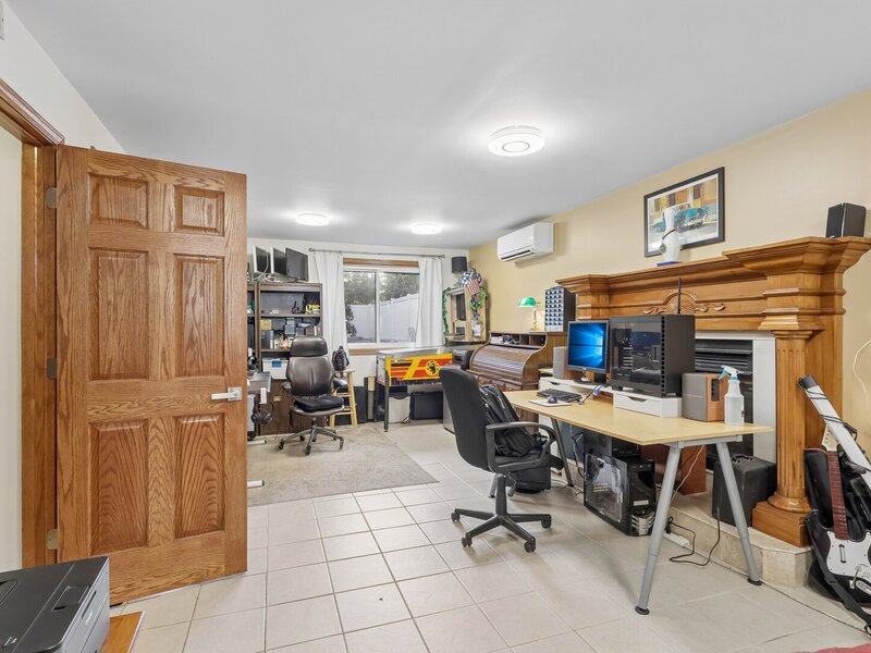 2489 Willoughby Lane Aurora IL 60502