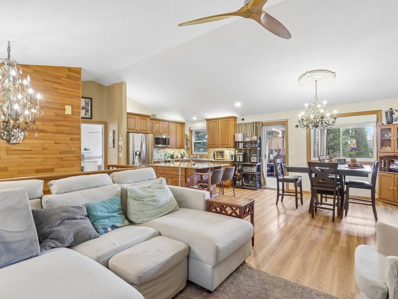 2489 Willoughby Lane Aurora IL 60502