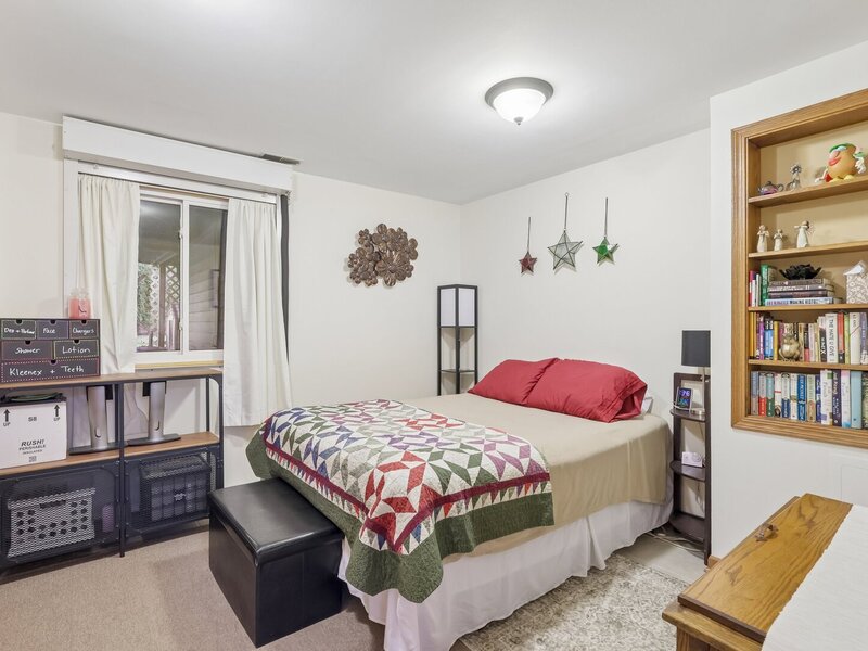 2489 Willoughby Lane Aurora IL 60502
