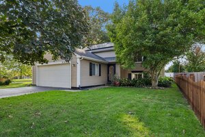 Photo of 2489 Willoughby Lane Aurora IL 60502