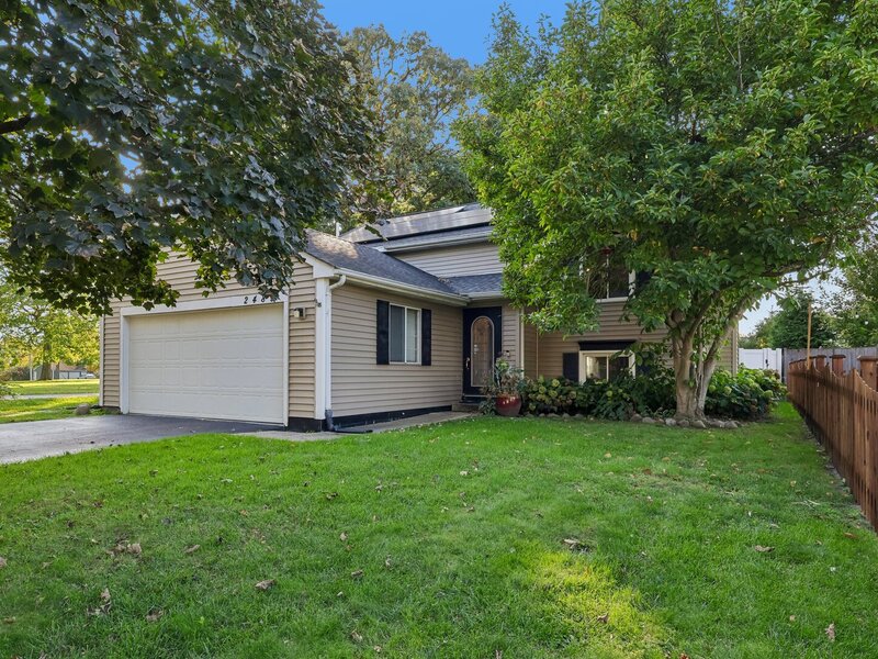 2489 Willoughby Lane Aurora IL 60502