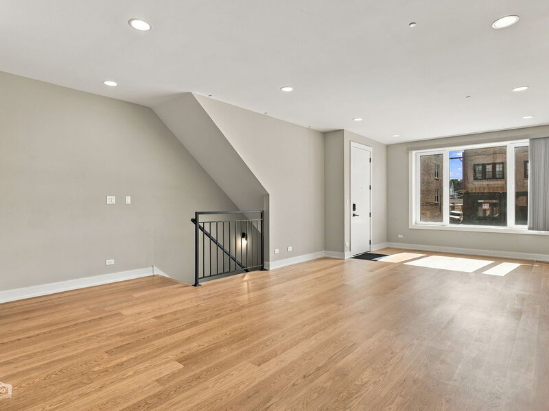 2448 W Diversey Avenue Chicago IL 60647