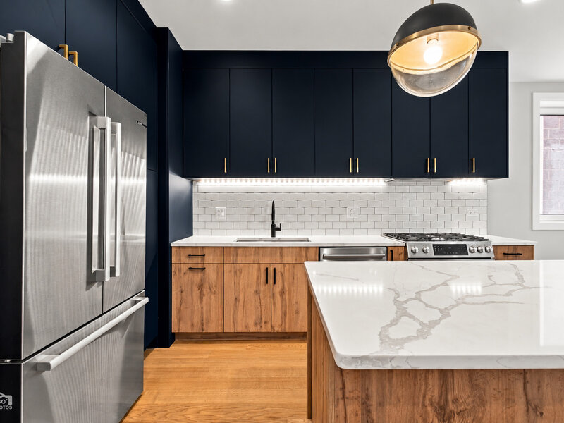 2448 W Diversey Avenue Chicago IL 60647