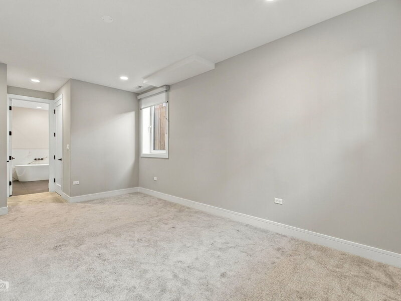 2448 W Diversey Avenue Chicago IL 60647