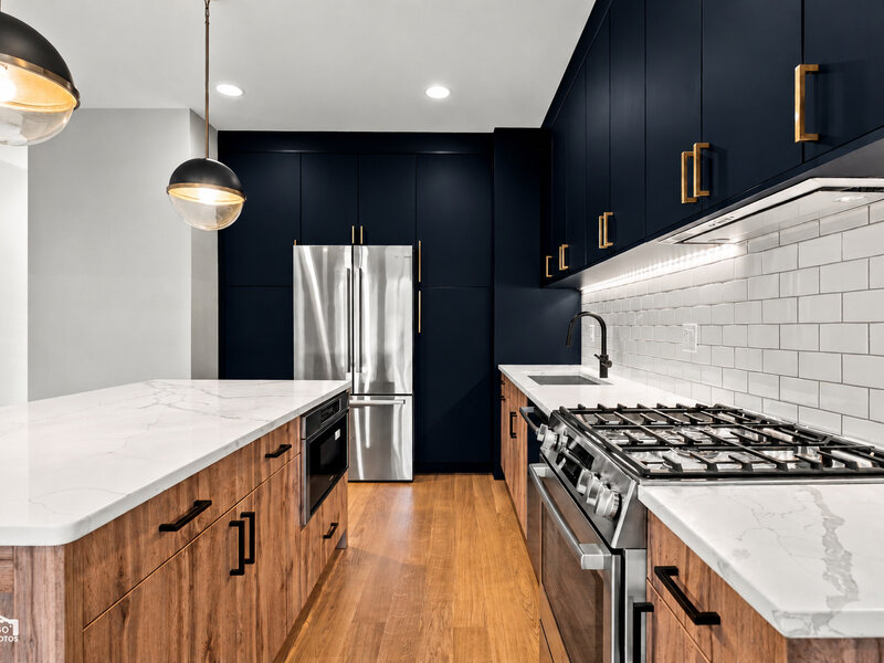 2448 W Diversey Avenue Chicago IL 60647