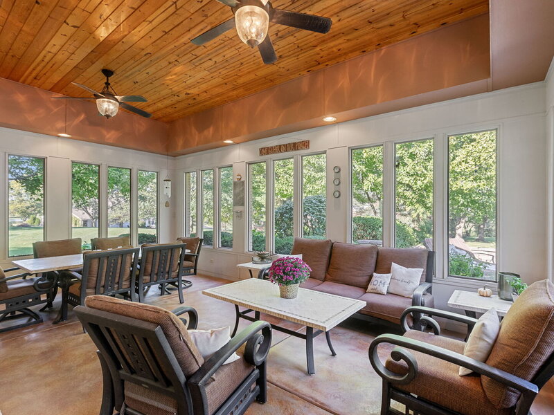 2 Gregory Lane South Barrington IL 60010