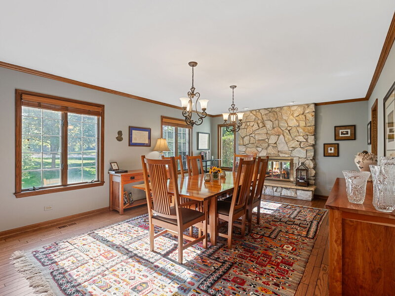 2 Gregory Lane South Barrington IL 60010