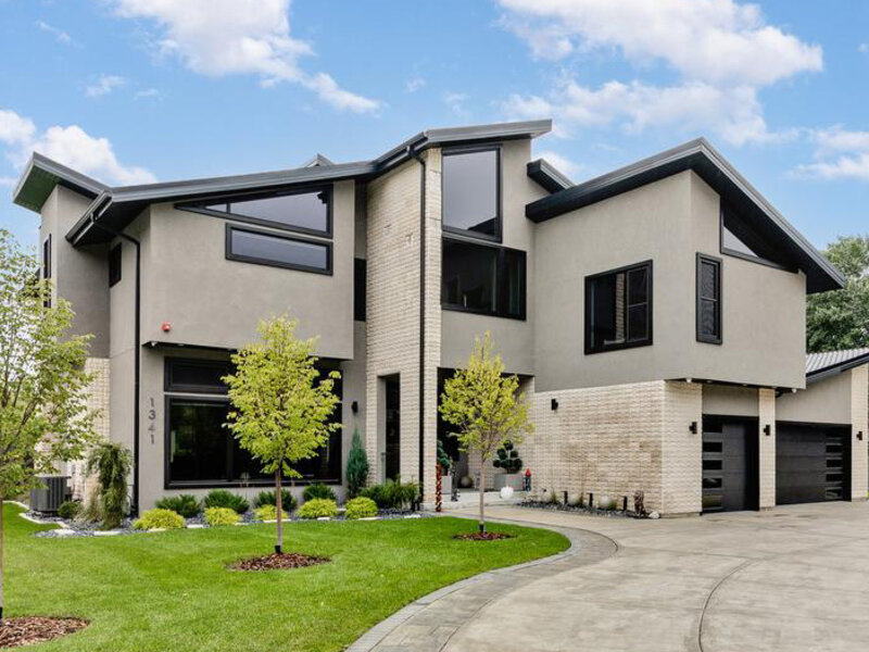 1341 Pfingsten Road Northbrook IL 60062