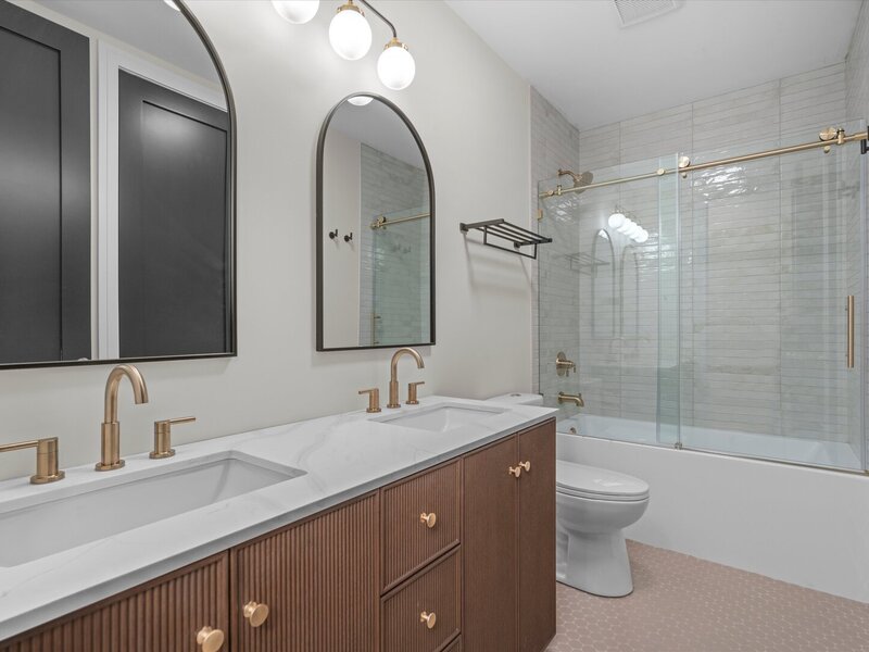 2302 W Huron Street Chicago IL 60612