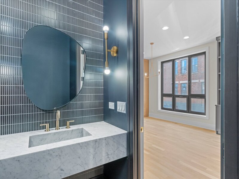 2302 W Huron Street Chicago IL 60612