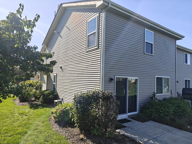 1117 Amber Drive Cary IL 60013